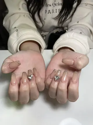 ネイル Pure&Rich Nailのネイルデザイン