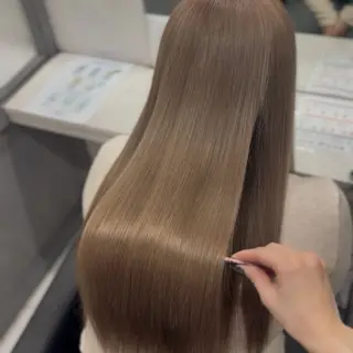 ロング カラー 🦋REISA🦋 エクステ×ハイトーンのヘアスタイル