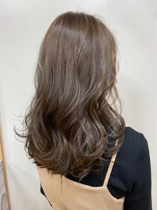 セミロング 韓国ヘア 🤍中西麻友🤍のヘアスタイル