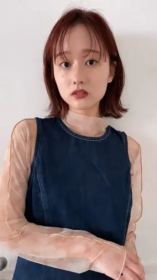 ミディアム カラー 久門 未来のヘアスタイル