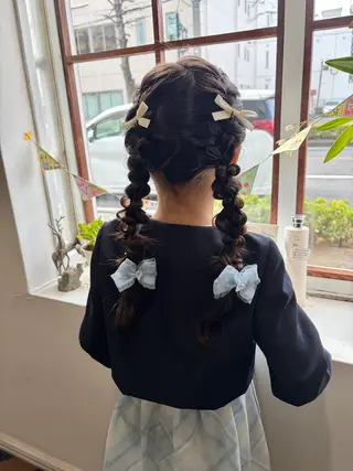 セミロング ヘアアレンジ Kazaoka Saraのヘアスタイル