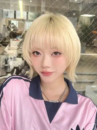 ショート ⟡ボブ⟡レイヤー⟡ MINX岩下愛翔のヘアスタイル
