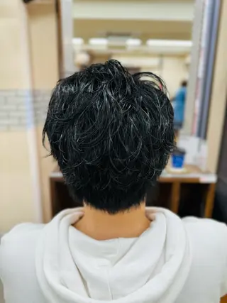 パーマ メンズ ふくおか なな Toiro 武蔵小杉のヘアスタイル