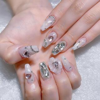 ネイル Queens テイのネイルデザイン