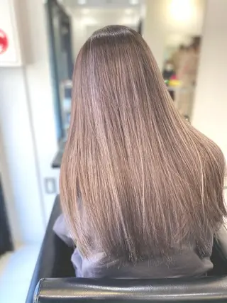 ロング カラー レイヤーカット 赤み消し　店長/大和のヘアスタイル