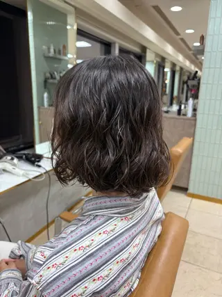 ミディアム パーマ 菅原 琴音のヘアスタイル