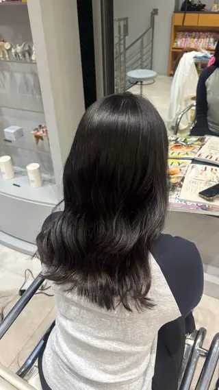 ロング 加賀 心花のヘアスタイル