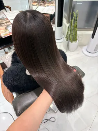 ロング カラー momo🍑/顔周り カット指名No.1のヘアスタイル