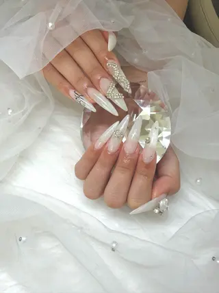 ネイル 【Laule‘a 】のネイルデザイン
