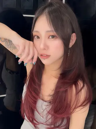 ロング ふかじ/複雑履歴修正 縮毛矯正ブリーチのヘアスタイル