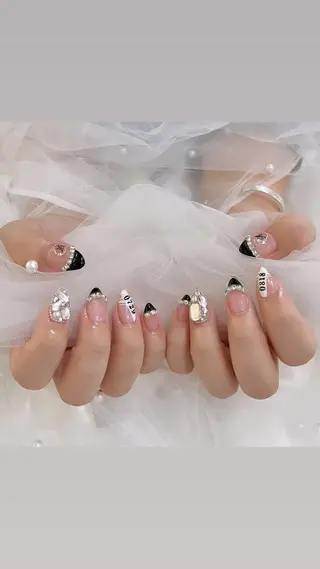 ネイル SALON ELVI.のネイルデザイン