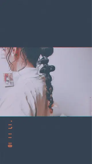 セミロング パーマ ヘアアレンジ くるくるパーマ aikoのヘアスタイル