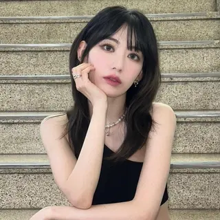 ロング 🤍ワンホンヘア 🤍Rikuto🤍のヘアスタイル