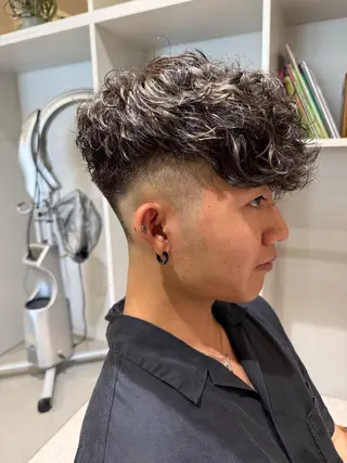 ショート カラー パーマ メンズ特化西村 雄太のヘアスタイル
