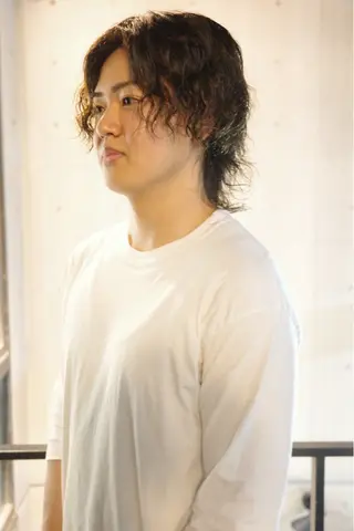 ショート パーマ メンズ 浅岡 昭汰のヘアスタイル
