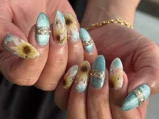 ネイル ✴︎ Delightのネイルデザイン