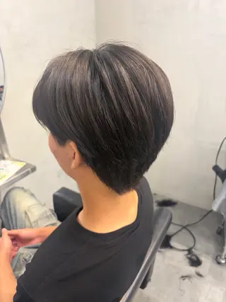 ショート メンズ three_ ナオキのヘアスタイル