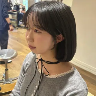 ショート ヒナノ/梅田/レイヤ ー/透明感カラーのヘアスタイル