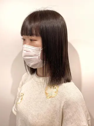 ミディアム カラー レイヤー/大人ボブ| ワタナベ リョウカのヘアスタイル
