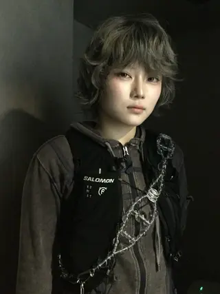 ショート カラー MOMOKA/ハイト ーン/透明感カラーのヘアスタイル