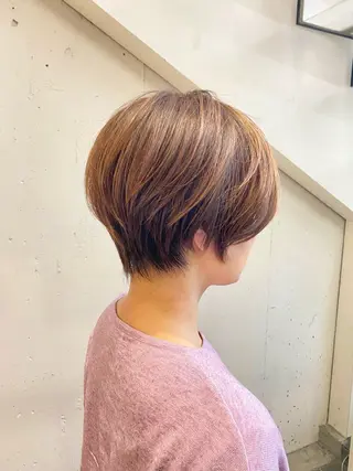 ショート 増田 英のヘアスタイル