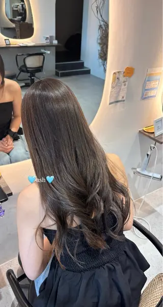 ロング カラー 🍒みしろ ほたる🍒のヘアスタイル