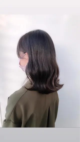 ミディアム カラー 韓国🇰🇷レイヤー 映える顔周り🩷のヘアスタイル