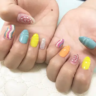 ネイル 板垣 綾乃のネイルデザイン