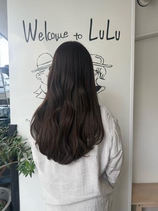 ロング Rina /透明感カラーのヘアスタイル