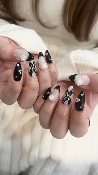 ネイル Nail salon Rhonaのネイルデザイン