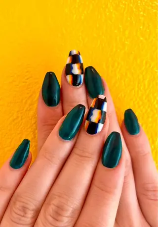 ネイル PUNX NAILのネイルデザイン
