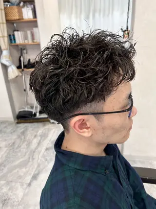 ショート パーマ メンズ ひかり HAZELのヘアスタイル