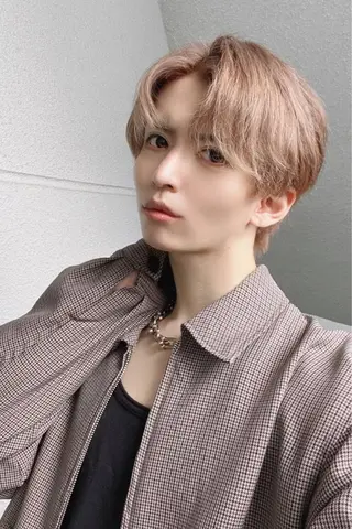 ショート カラー メンズ メンズスタイリスト 前田雄輝のヘアスタイル