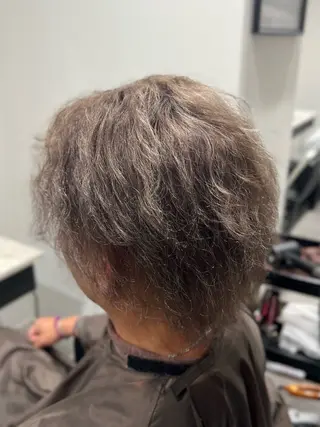 カラー メンズ Dia アキヨシ ミユのヘアスタイル