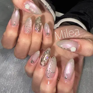 ネイル Milea🩵 Sayaka🪩のネイルデザイン