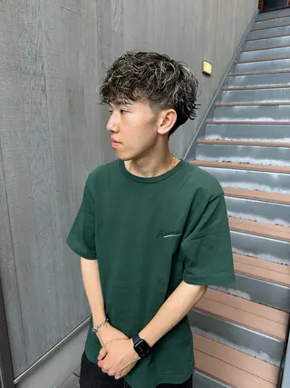 ショート カラー パーマ メンズ 似合わせレイヤー 海外風レイヤーmioのヘアスタイル