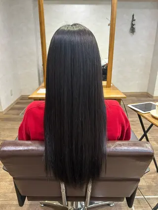 ロング カラー 吉田 萌花のヘアスタイル