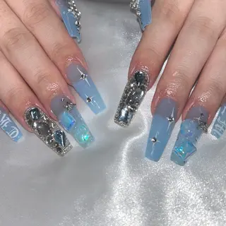 ネイル moi. MANAMIᵕ̈のネイルデザイン