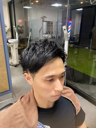 ショート 湯浅 俊貴のヘアスタイル