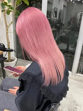 ミディアム カラー RYOSUKE ハイトーンのヘアスタイル