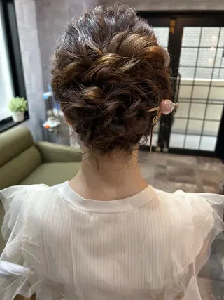ミディアム ヘアアレンジ SHANTi 飯塚 ヘアセット/髪質改善のヘアスタイル