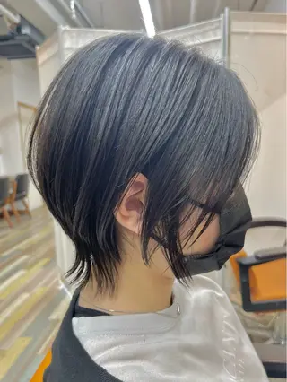 ショート SHIN🌿柏美容師 レイヤーボブカラーのヘアスタイル