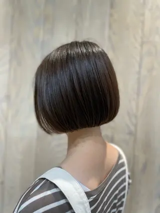 ショート 亀田 実花のヘアスタイル