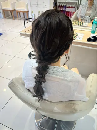 ロング ヘアアレンジ 宮永 璃沙のヘアスタイル