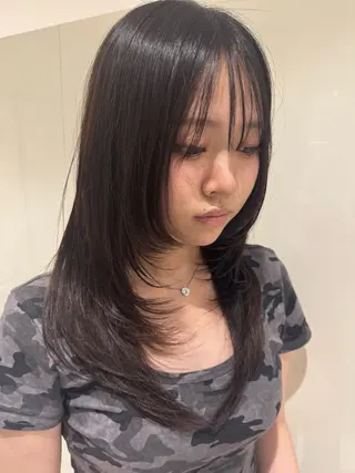 ロング 佐々木 悠安のヘアスタイル