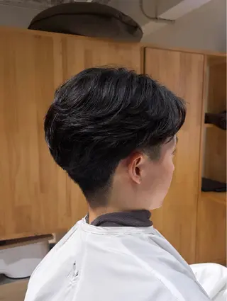 パーマ メンズ こまつ まりやのヘアスタイル