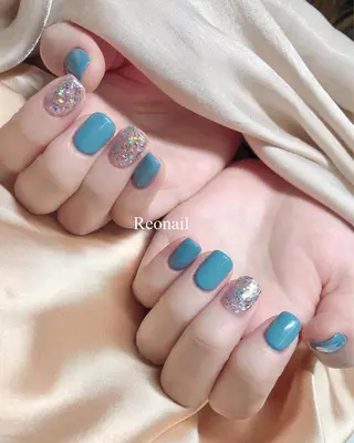 ミディアム ネイル Blowe ニュアンスのネイルデザイン