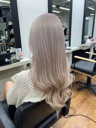 ロング カラー 香野 優子のヘアスタイル