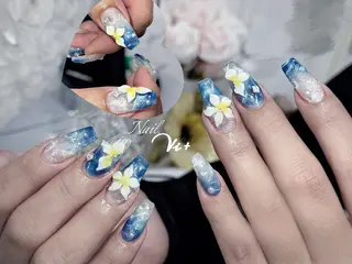 ネイル ✨Nailsalon Vi+✨のネイルデザイン