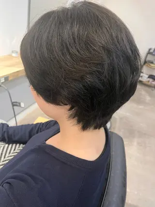 ショート パーマ 森田 菜留美のヘアスタイル